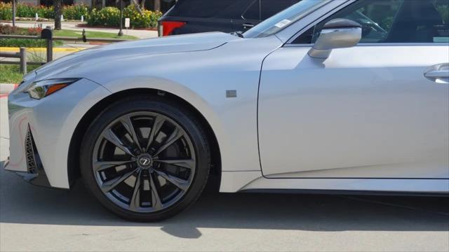 2025 Lexus IS 350 F SPORT Design