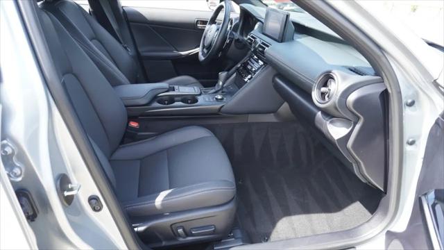 2025 Lexus IS 350 F SPORT Design