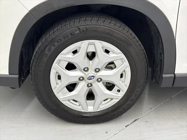 2023 Subaru Forester Base