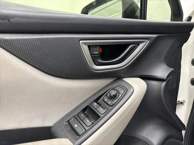 2023 Subaru Forester Base