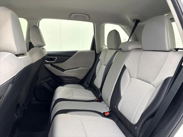 2023 Subaru Forester Base