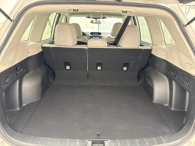 2023 Subaru Forester Base
