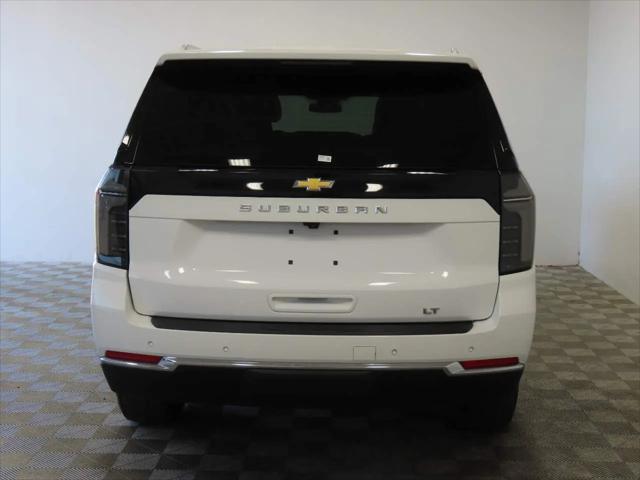 2025 Chevrolet Suburban 4WD LT