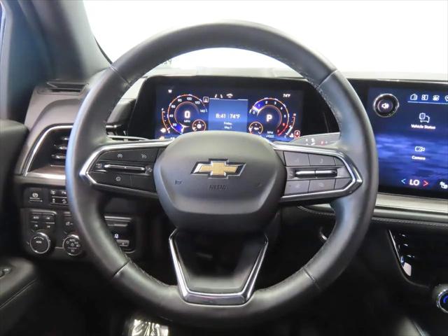 2025 Chevrolet Suburban 4WD LT