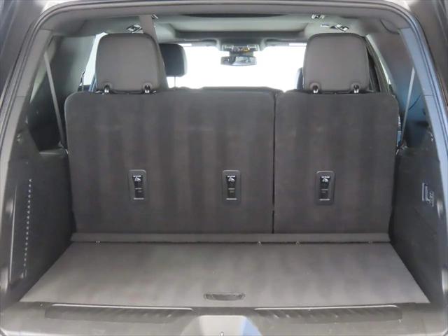 2025 Chevrolet Suburban 4WD LT