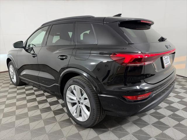 2025 Audi Q6 e-tron Premium Plus