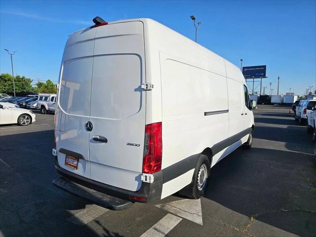 2021 Mercedes-Benz Sprinter 2500 High Roof I4