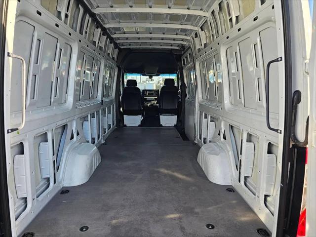 2021 Mercedes-Benz Sprinter 2500 High Roof I4