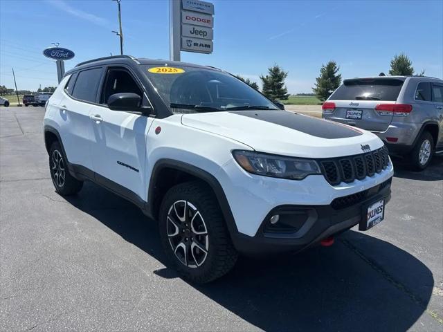 2025 Jeep Compass Trailhawk 4x4