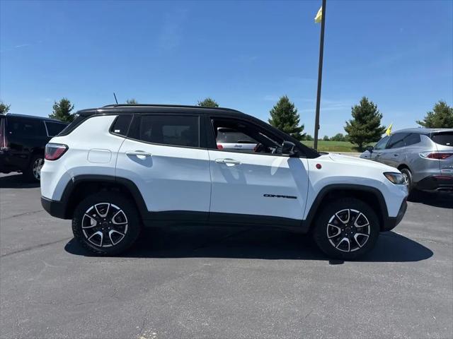 2025 Jeep Compass Trailhawk 4x4