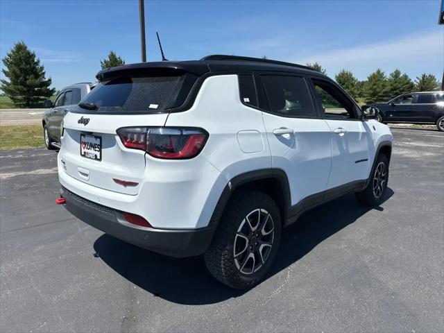 2025 Jeep Compass Trailhawk 4x4