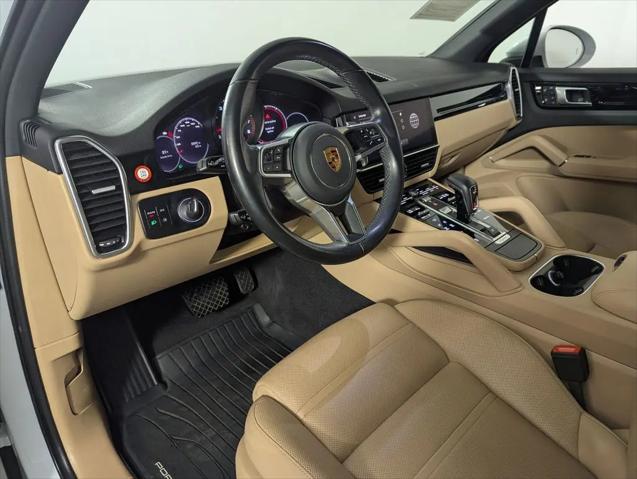 2022 Porsche Cayenne Cayenne