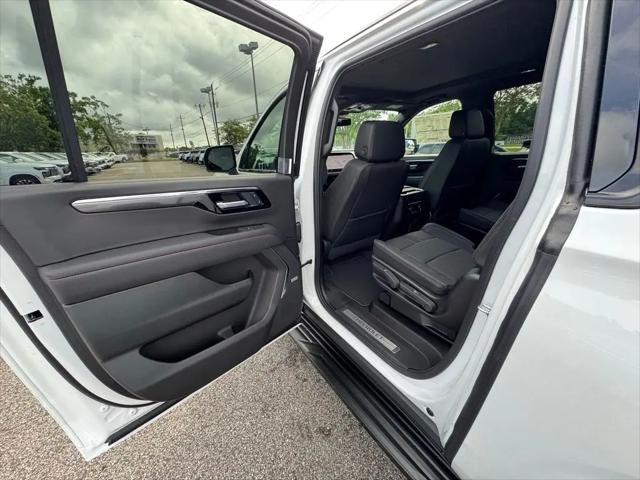 2026 Chevrolet Suburban RST, RWD