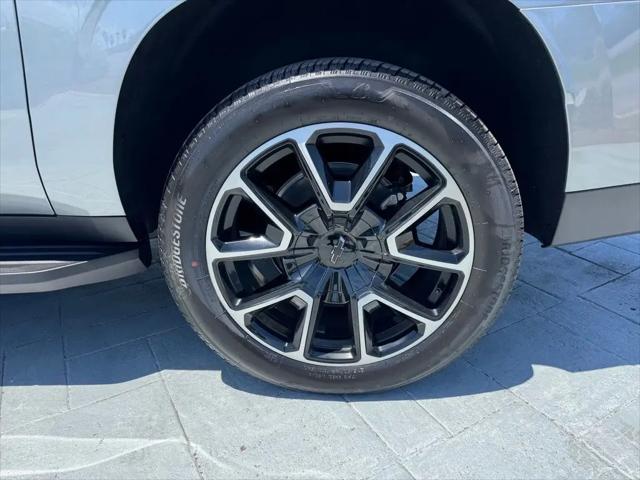 2026 Chevrolet Suburban RST, RWD