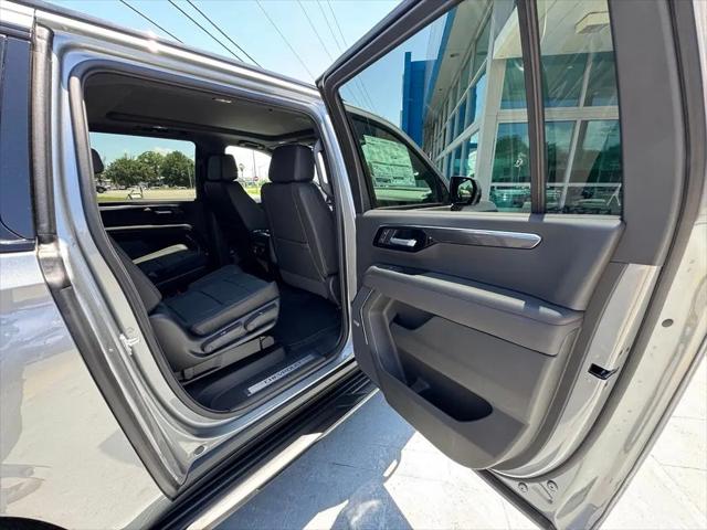 2026 Chevrolet Suburban RST, RWD