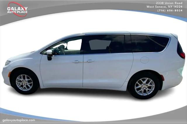 2023 Chrysler Pacifica Touring L