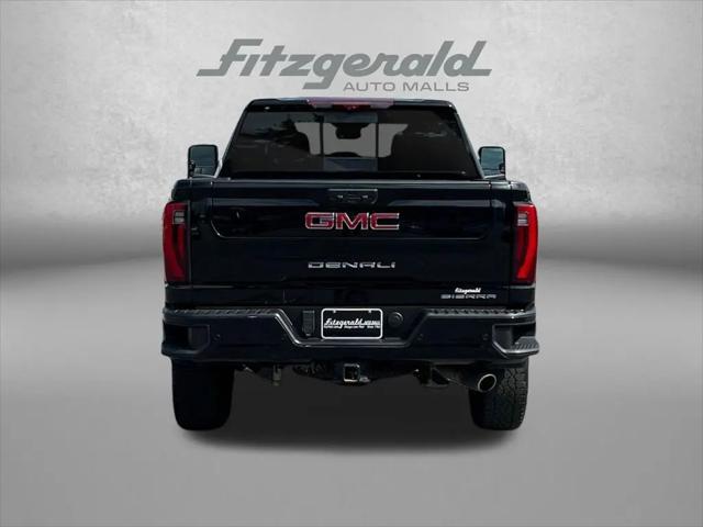 2024 GMC Sierra 2500HD 4WD Crew Cab Standard Bed Denali