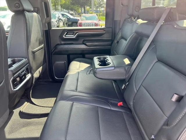 2024 GMC Sierra 2500HD 4WD Crew Cab Standard Bed Denali