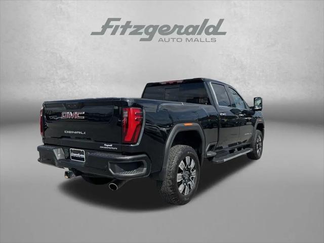 2024 GMC Sierra 2500HD 4WD Crew Cab Standard Bed Denali