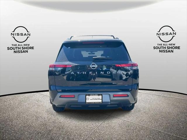 2026 Nissan Pathfinder SL
