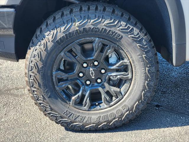 2026 Chevrolet Silverado 1500 4WD Crew Cab Short Bed ZR2