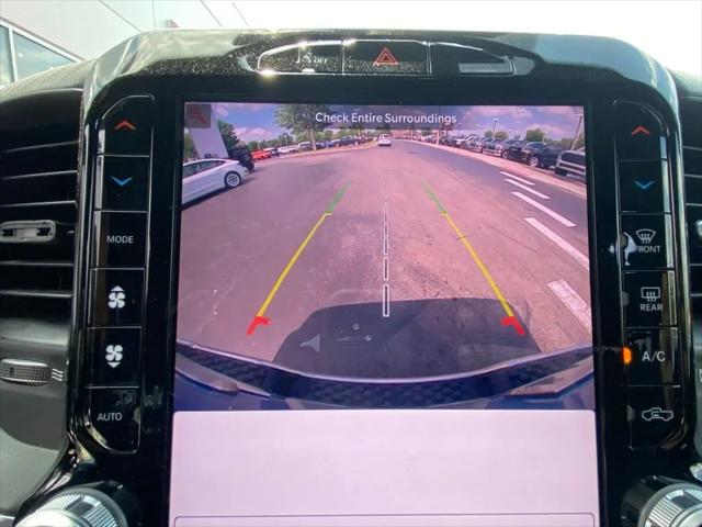 2025 Ram 1500 Big Horn Crew Cab 4x4 5'7" Box