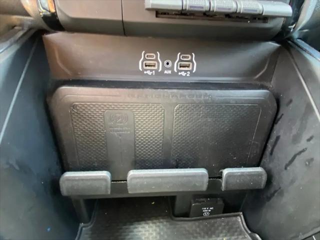 2025 Ram 1500 Big Horn Crew Cab 4x4 5'7" Box
