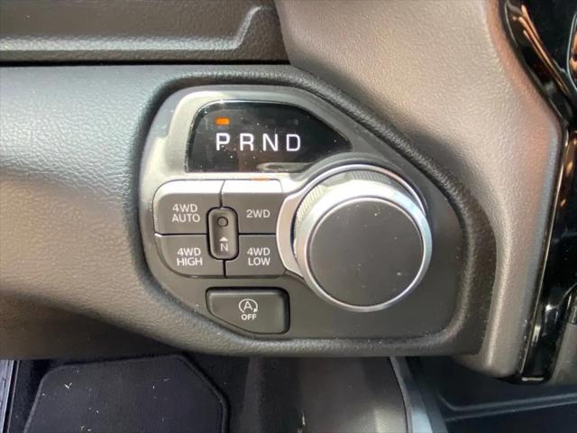 2025 Ram 1500 Big Horn Crew Cab 4x4 5'7" Box