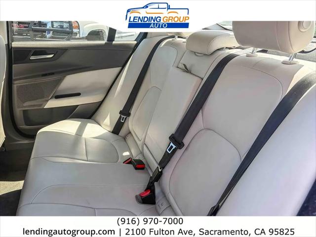 2017 Jaguar XE 35t Premium