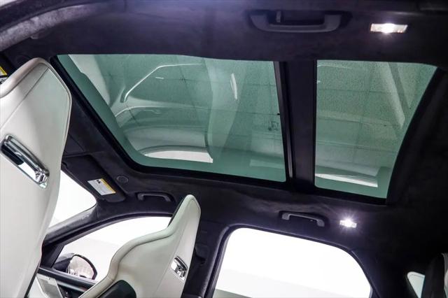 2021 Jaguar F-PACE SVR P550 AWD Automatic