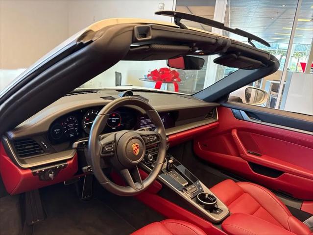 2024 Porsche 911 Targa 4S