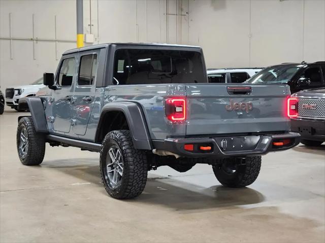 2024 Jeep Gladiator Sport