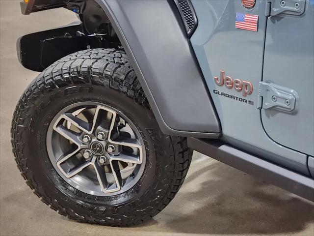 2024 Jeep Gladiator Sport