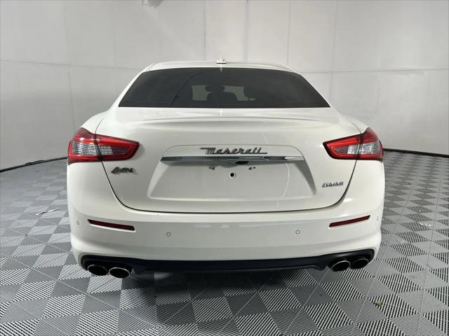 2018 Maserati Ghibli Standard