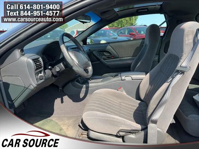1998 Chevrolet Camaro Base