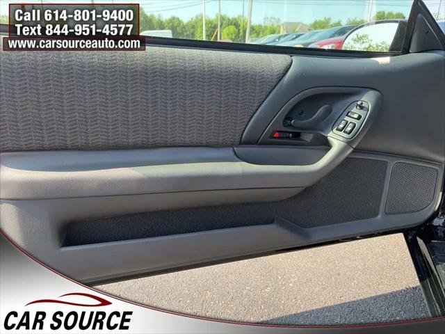 1998 Chevrolet Camaro Base
