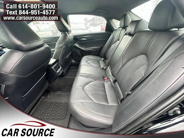 2020 Toyota Avalon Hybrid XLE