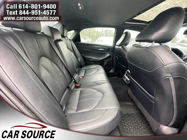 2020 Toyota Avalon Hybrid XLE