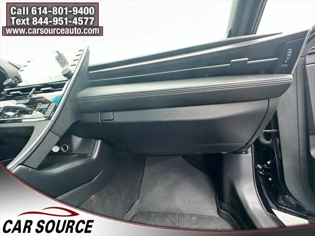 2020 Toyota Avalon Hybrid XLE
