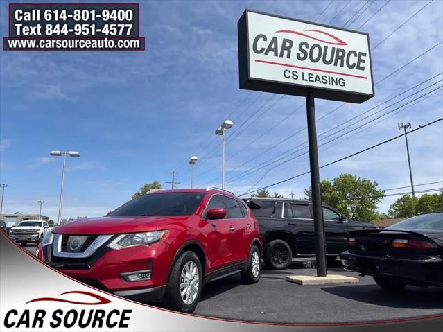 2017 Nissan Rogue SV for sale near Grove City, OH