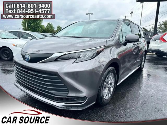 2024 Toyota Sienna LE
