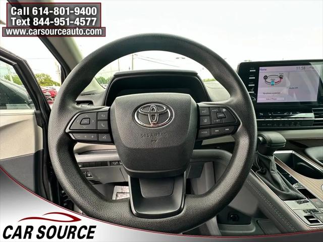 2024 Toyota Sienna LE