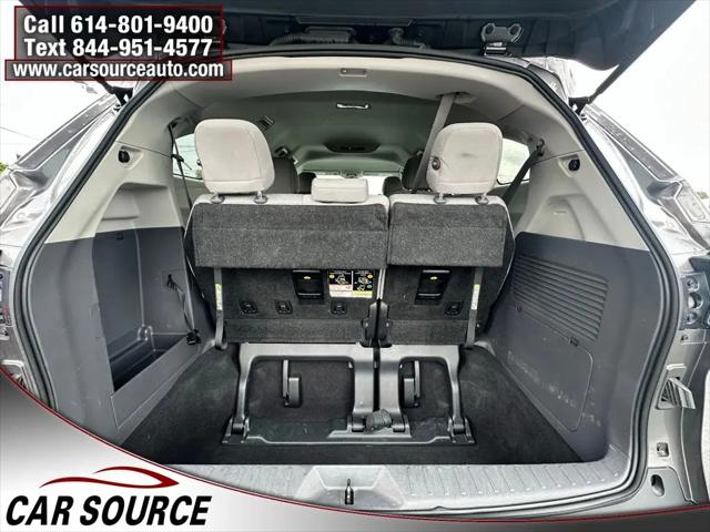2024 Toyota Sienna LE