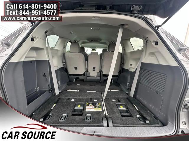 2024 Toyota Sienna LE