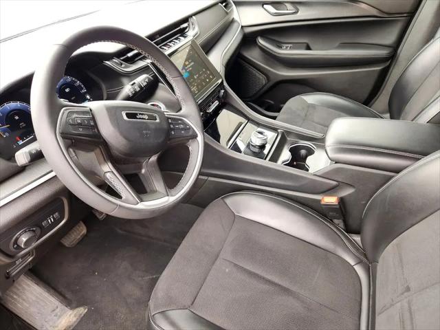 2024 Jeep Grand Cherokee L Altitude 4x4
