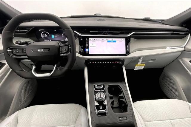 2026 Jeep Cherokee Laredo 4x4