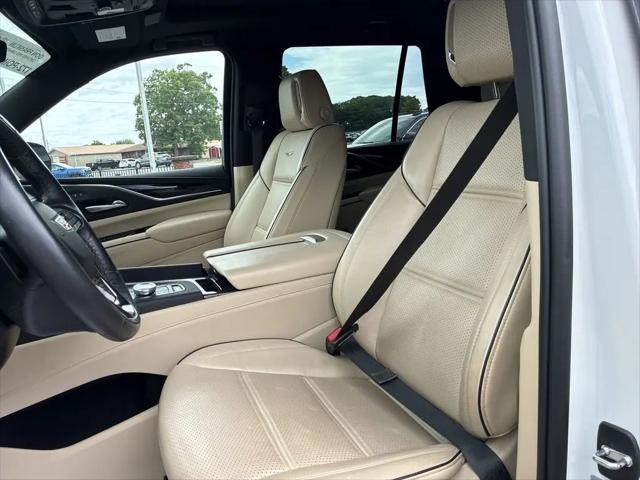 2023 Cadillac Escalade 4WD Premium Luxury
