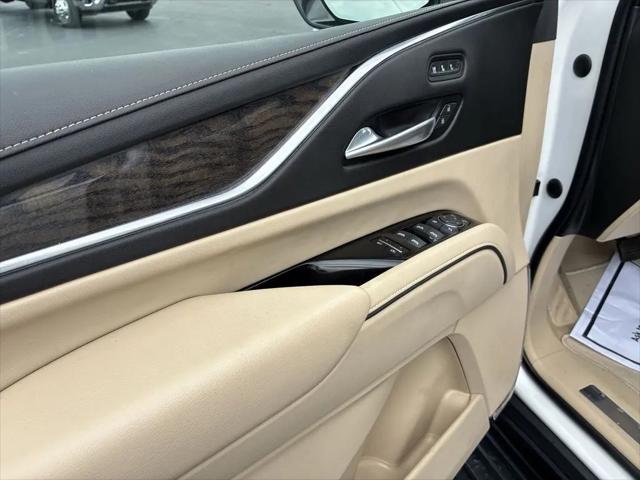 2023 Cadillac Escalade 4WD Premium Luxury