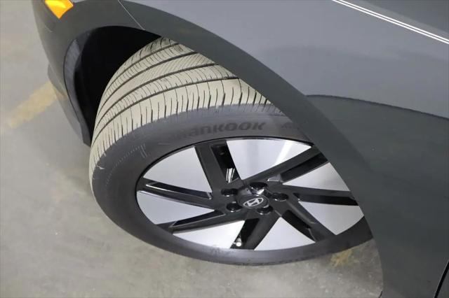 2024 Hyundai IONIQ 6 SE