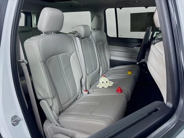 2024 Jeep Wagoneer Series III 4x4